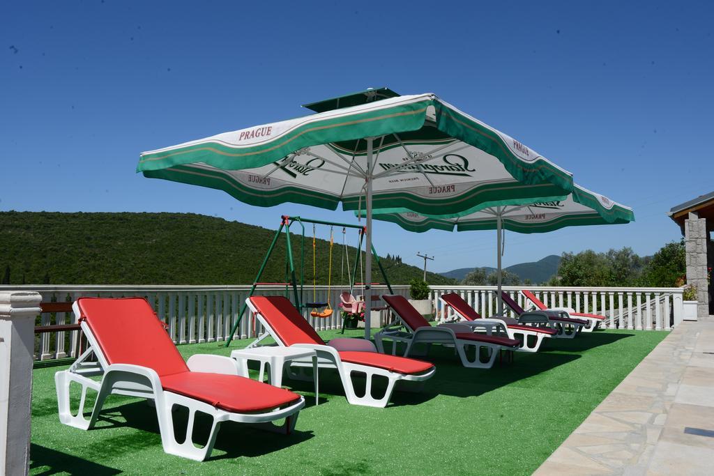Apartments Vila Lazarevic ティヴァト エクステリア 写真