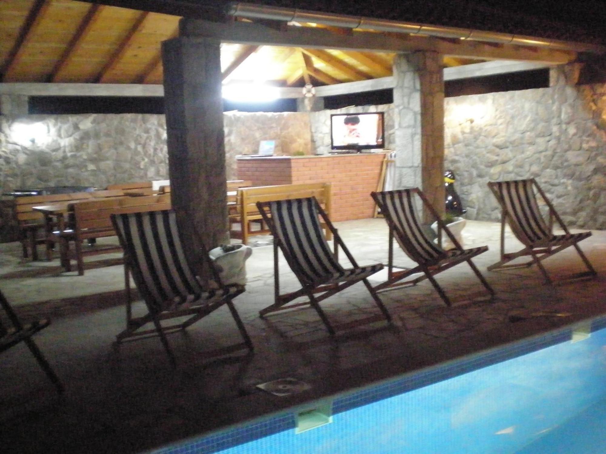 Apartments Vila Lazarevic ティヴァト エクステリア 写真