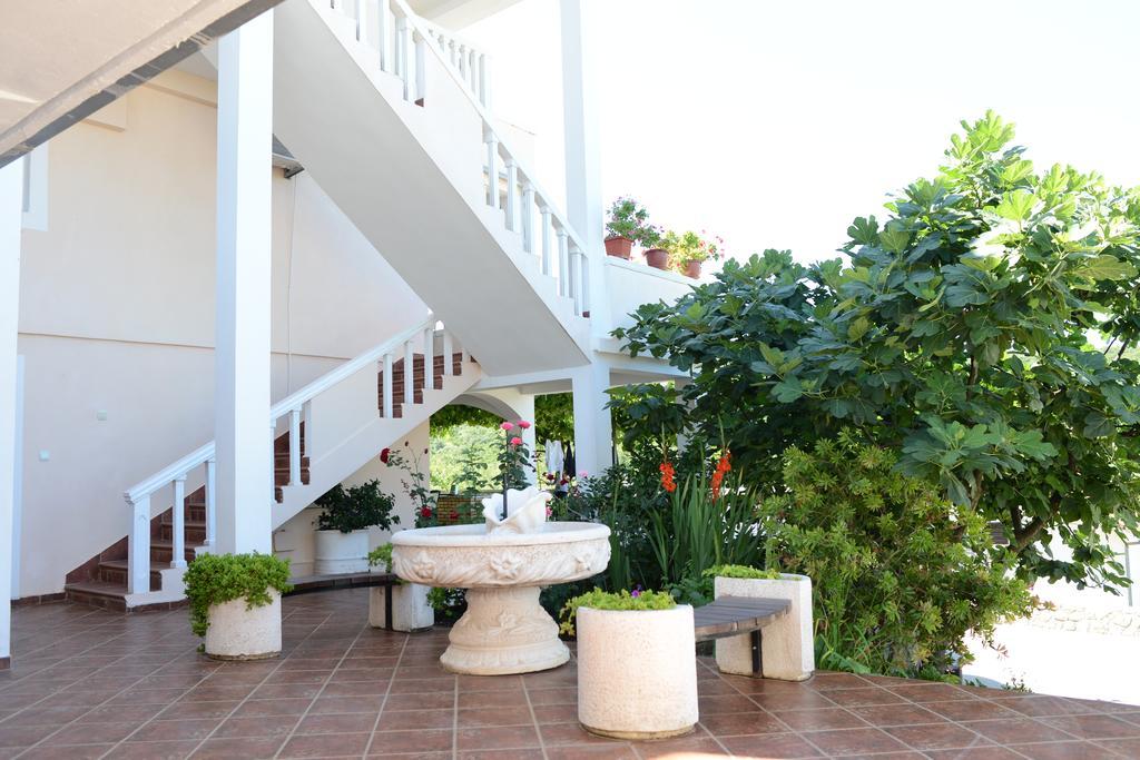 Apartments Vila Lazarevic ティヴァト エクステリア 写真