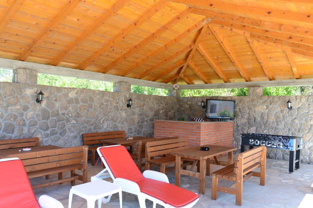 Apartments Vila Lazarevic ティヴァト エクステリア 写真
